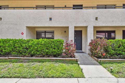 7810 Niagara Ave #203, Tampa, FL 33617
