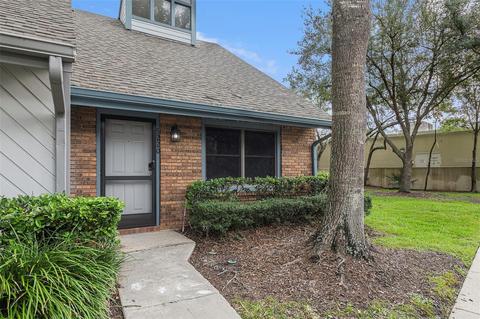 5220 Oak Charter Ct #5220, Temple Terrace, FL 33617