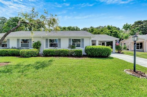 1805 Foxhunt Dr #B, Sun City Center, FL 33573