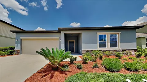 4017 Night Heron Dr, Sanford, FL 32773