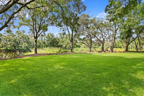 17009 Midas Ln, Lutz, FL 33549