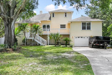 2437 Glenview Dr, Land O Lakes, FL 34639