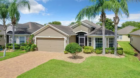 9434 Rolling Cir, San Antonio, FL 33576