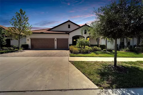 16936 Scuba Crest St, Wimauma, FL 33598
