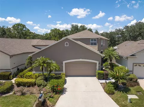 5110 Fairway One Dr, Valrico, FL 33596