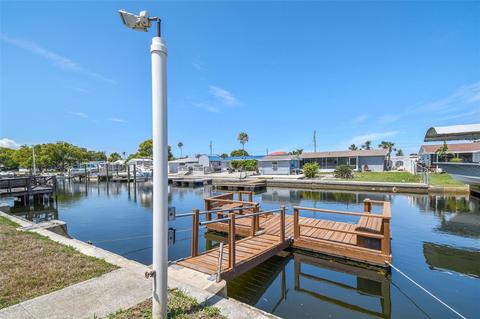 13415 Neptune Dr, Hudson, FL 34667