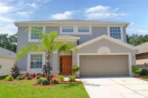 31415 Glendalough Way, Wesley Chapel, FL 33545