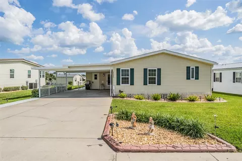 37604 New Horizons Blvd, Zephyrhills, FL 33541