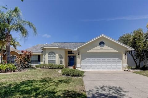 556 Village Dr, Tarpon Springs, FL 34689