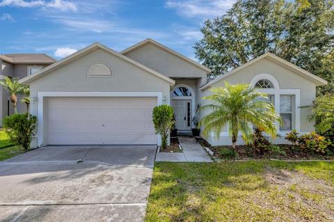 31621 Earn Dr, Wesley Chapel, FL 33545