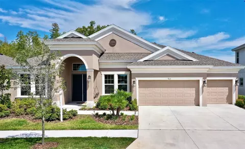 7633 Paradiso Dr, Apollo Beach, FL 33572