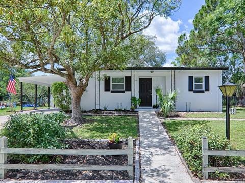 938 Vivian Ter, Deltona, FL 32725
