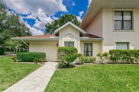 302 Knottwood Ct #1, Sun City Center, FL 33573
