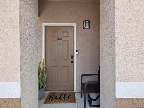 10527 Villa View Cir, Tampa, FL 33647