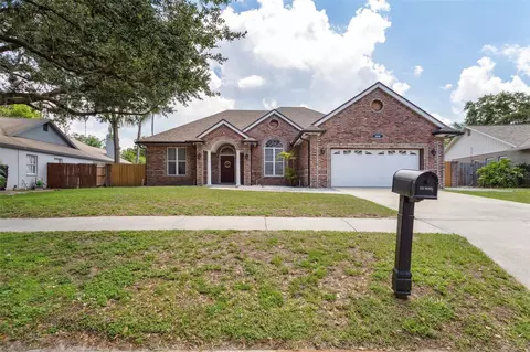 3808 Polumbo Dr, Valrico, FL 33596