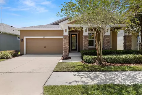 5819 Jasper Glen Dr, Lithia, FL 33547