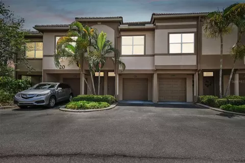 1002 Normandy Trace Rd, Tampa, FL 33602