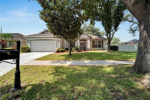 2213 Longmore Cir, Valrico, FL 33596