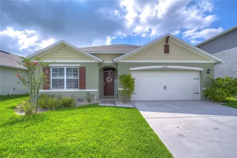 2928 Long Pond Dr, Lakeland, FL 33811