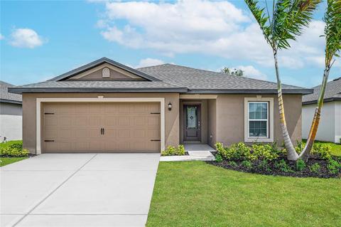 17 Redwood Ct, Poinciana, FL 34759