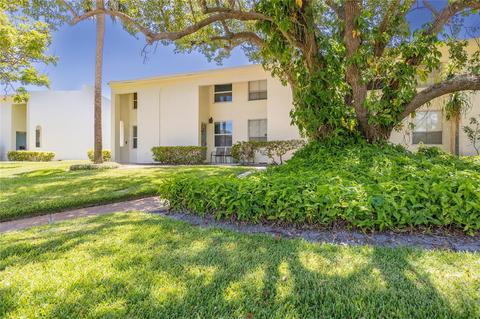 4509 W La Villa Ln, Tampa, FL 33611
