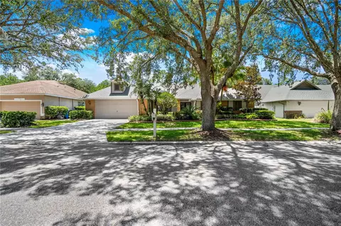 8736 Tantallon Cir, Tampa, FL 33647