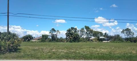 2417 NE 19th Ave, Cape Coral, FL 33909