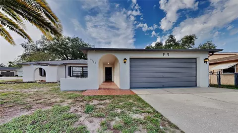 6135 Hopewell Dr, Holiday, FL 34690