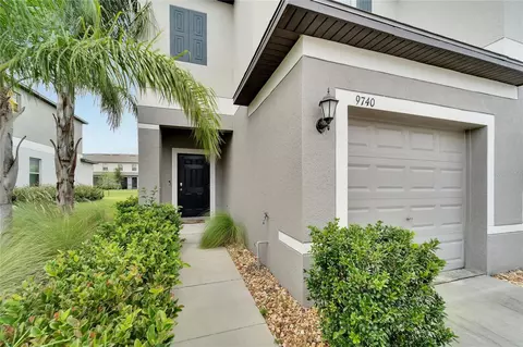 9740 Mulberry Marsh Ln, Sun City Center, FL 33573