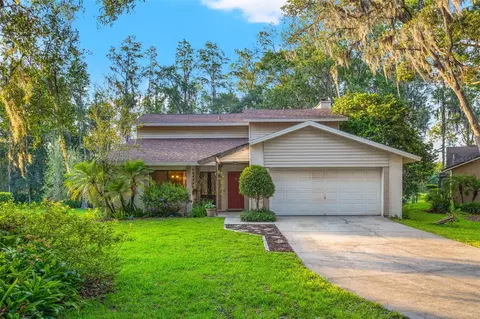 16705 Rolling Rock Dr, Tampa, FL 33618