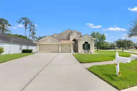 5935 Montford Dr, Zephyrhills, FL 33541
