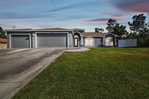 10198 Noddy Tern Rd, Weeki Wachee, FL 34613