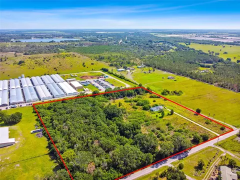 5808 Bishop Rd, Wimauma, FL 33598 photo 2