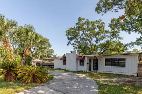726 Downs Ave, Temple Terrace, FL 33617