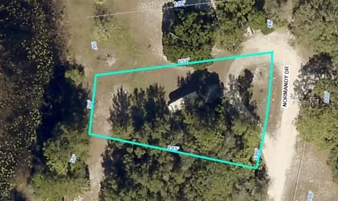 .normandy Drive, Weeki Wachee, FL 34613