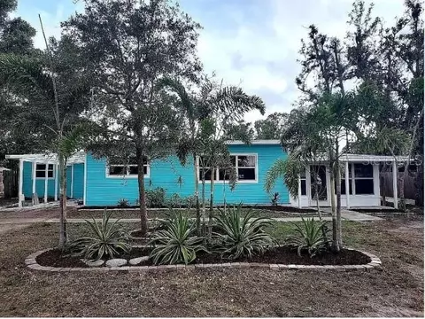 1105 Hillcrest Dr #3, Nokomis, FL 34275