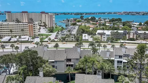 4701 Duhme Rd #1B, Madeira Beach, FL 33708