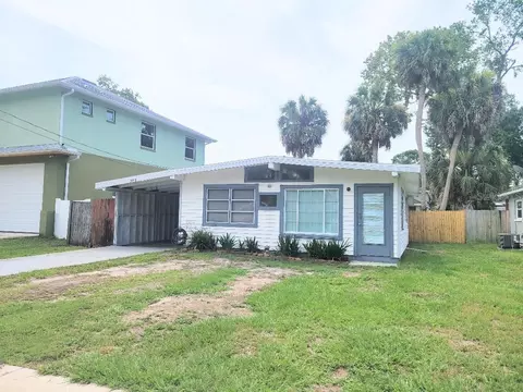 305 Fairfield St, Oldsmar, FL 34677