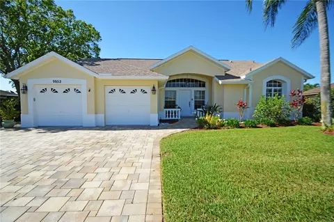 9852 Matamoros Ln, New Port Richey, FL 34655