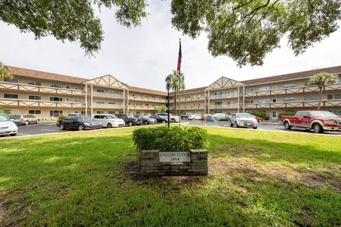 2464 Australia Way E #74, Clearwater, FL 33763