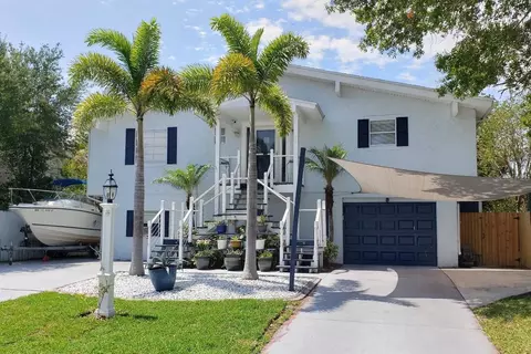 328 Crosswinds Dr, Palm Harbor, FL 34683