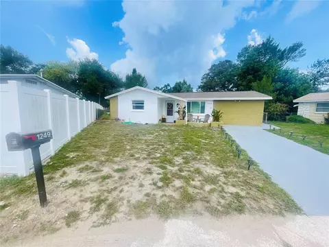 1249 Ash Ct, Holiday, FL 34690
