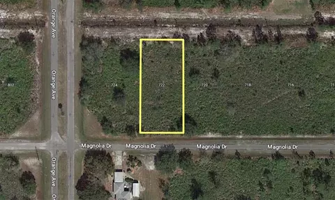 722 Magnolia Dr, Indian Lake Estates, FL 33855