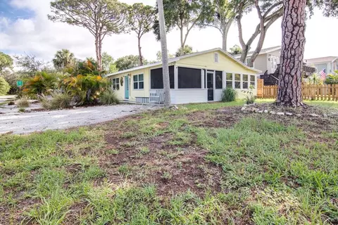 280 Hanby St, Crystal Beach, FL 34681