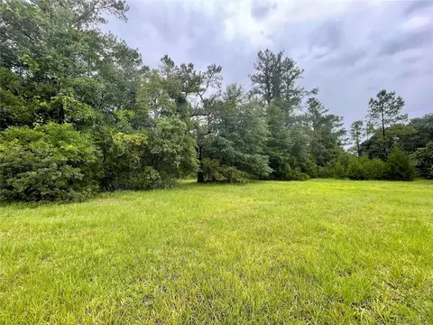 5515 SE 223rd St, Hawthorne, FL 32640