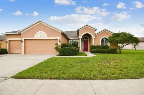 6720 Brighton Park Dr, Apollo Beach, FL 33572