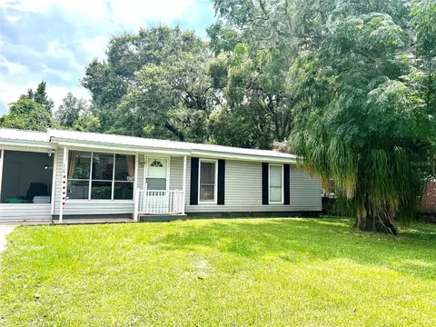 805 Monroe St, Plant City, FL 33563