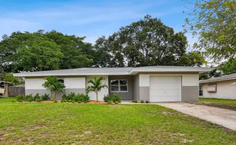 11345 113th Ave, Seminole, FL 33778