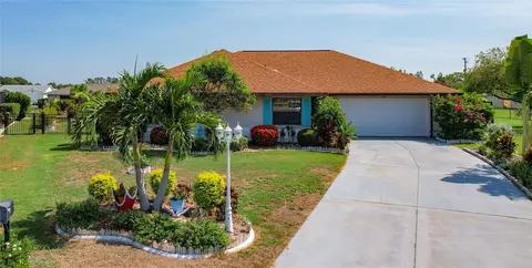 300 Thorn Hill Pl, Sun City Center, FL 33573