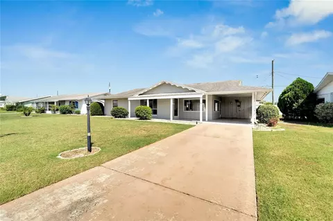 711 Tam Oshanter Ave, Sun City Center, FL 33573
